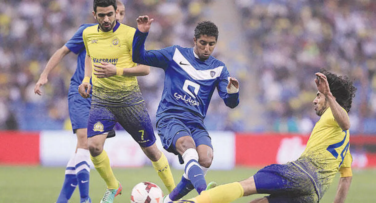 جانب من مباراة سابقة للهلال والنصر من الموسم الماضي