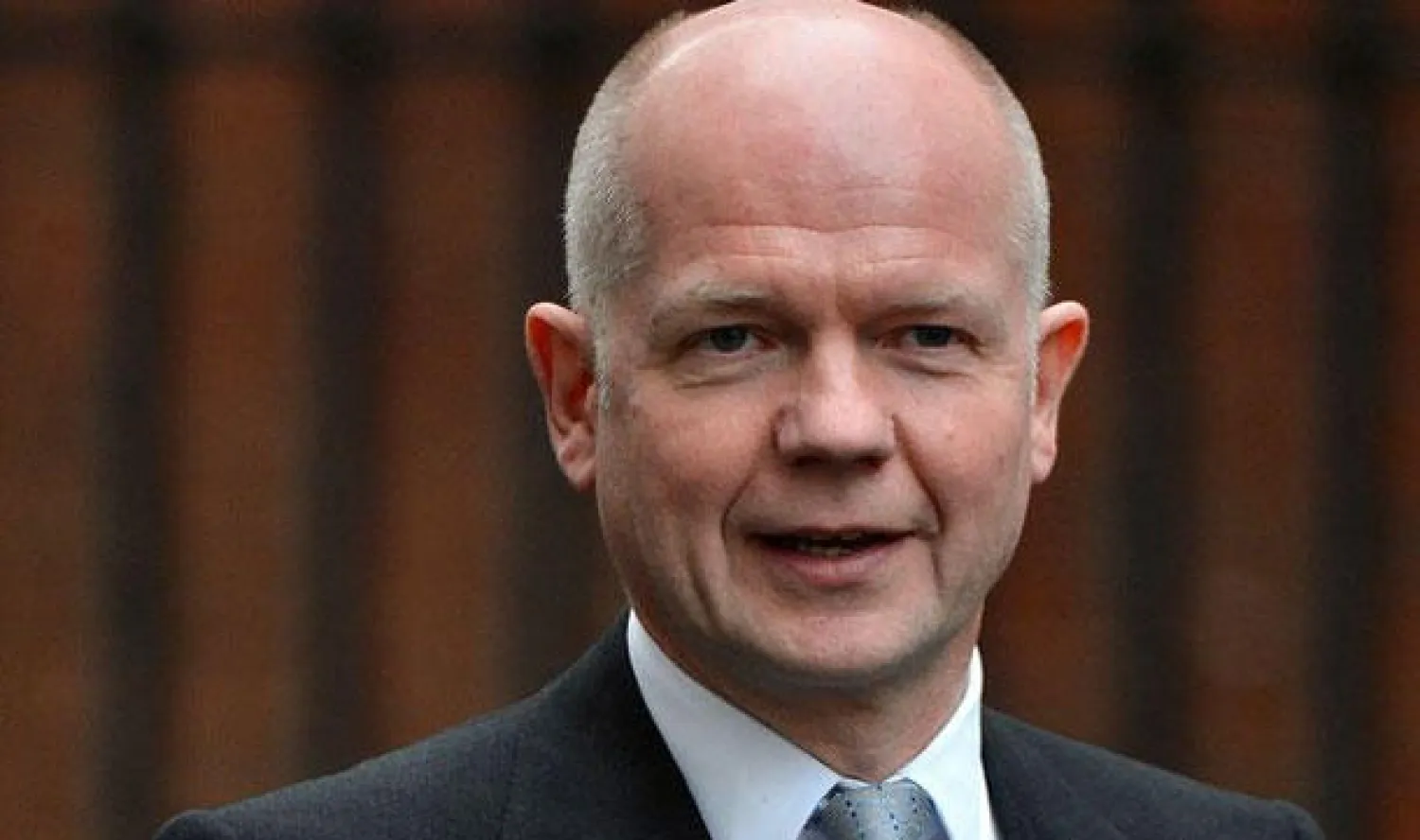 استقالة وزير الخارجية البريطاني ضمن تعديل وزاري واسع