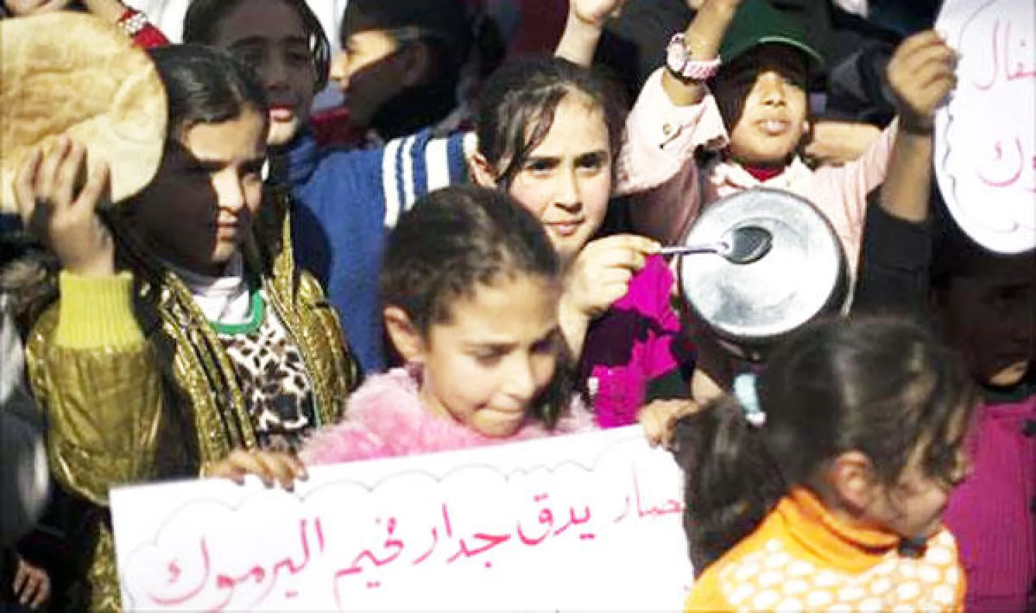 النظام السوري يستخدم المواد الغذائية وسيلة جديدة في حربه والشعب يدفع الثمن بارتفاع الأسعار