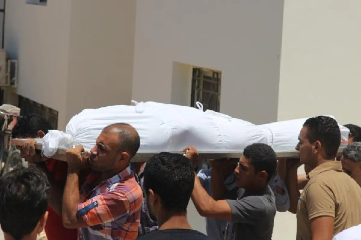 مصرع 17 شخصا في حادث اصطدام بسفاجا المصرية