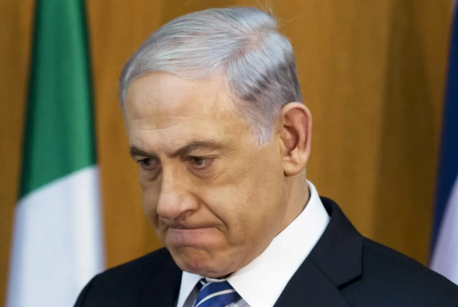 رئيس الوزراء الإسرائيلي يأمر الجيش بشن هجوم بري ضد غزة