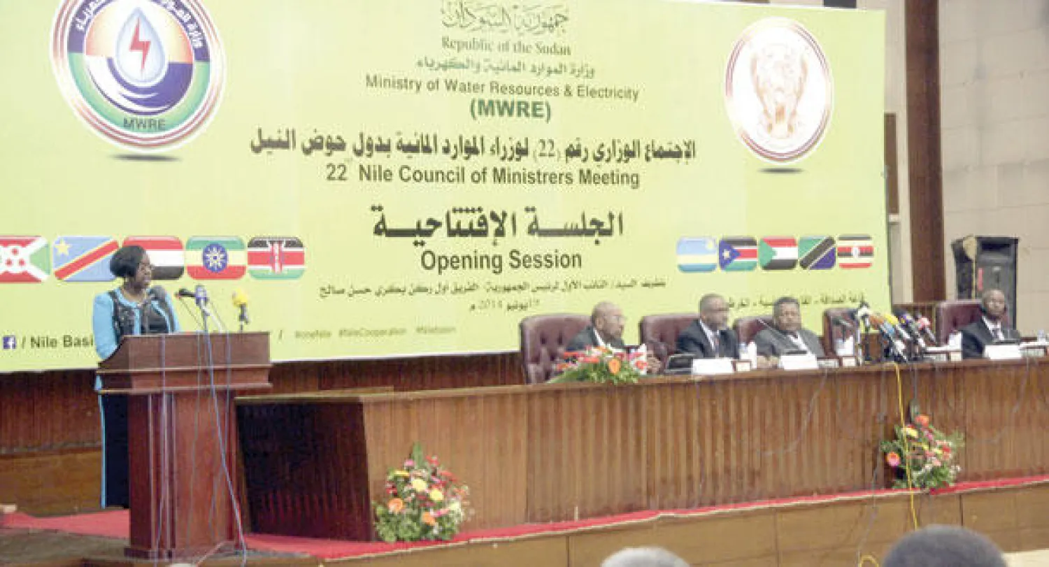 الجلسة الافتتاحية من اجتماع  وزراء المياه والري لدول حوض النيل الذي عقد في العاصمة السودانية الخرطوم 19 يونيو الماضي لمناقشة مخاوف مصر والسودان من تأثير السد على حصتيهما من مياه النيل (أ.ف.ب)
