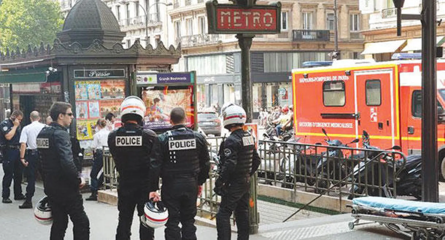 مطاردة لص في مترو باريس