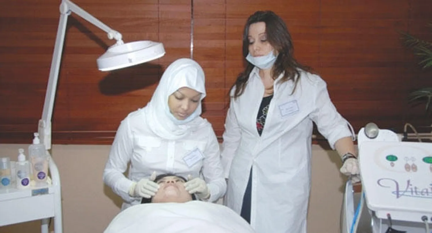 استحداث العديد من العيادات قلص السياحة التجميلية للسعوديين («الشرق الأوسط»)