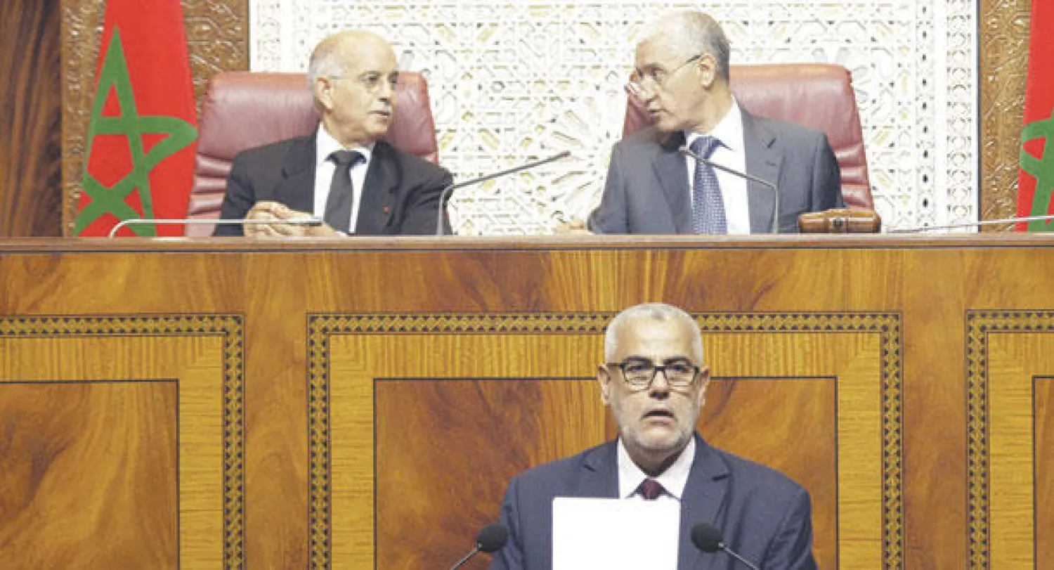 عبد الإله ابن كيران رئيس الحكومة المغربية خلال حديثه في الجلسة العامة بين مجلسي البرلمان أمس (تصوير: مصطفى حبيس)
