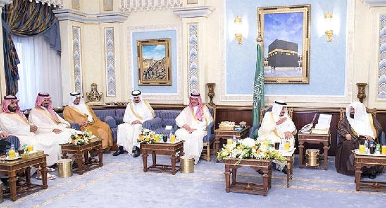 الأمير سلمان يصل مكة لقضاء بقية شهر رمضان بجوار بيت الله الحرام