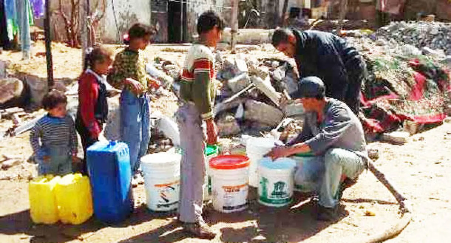 بعيدا عن القتل والدمار.. سكان غزة يواجهون معاناة شح الماء والكهرباء