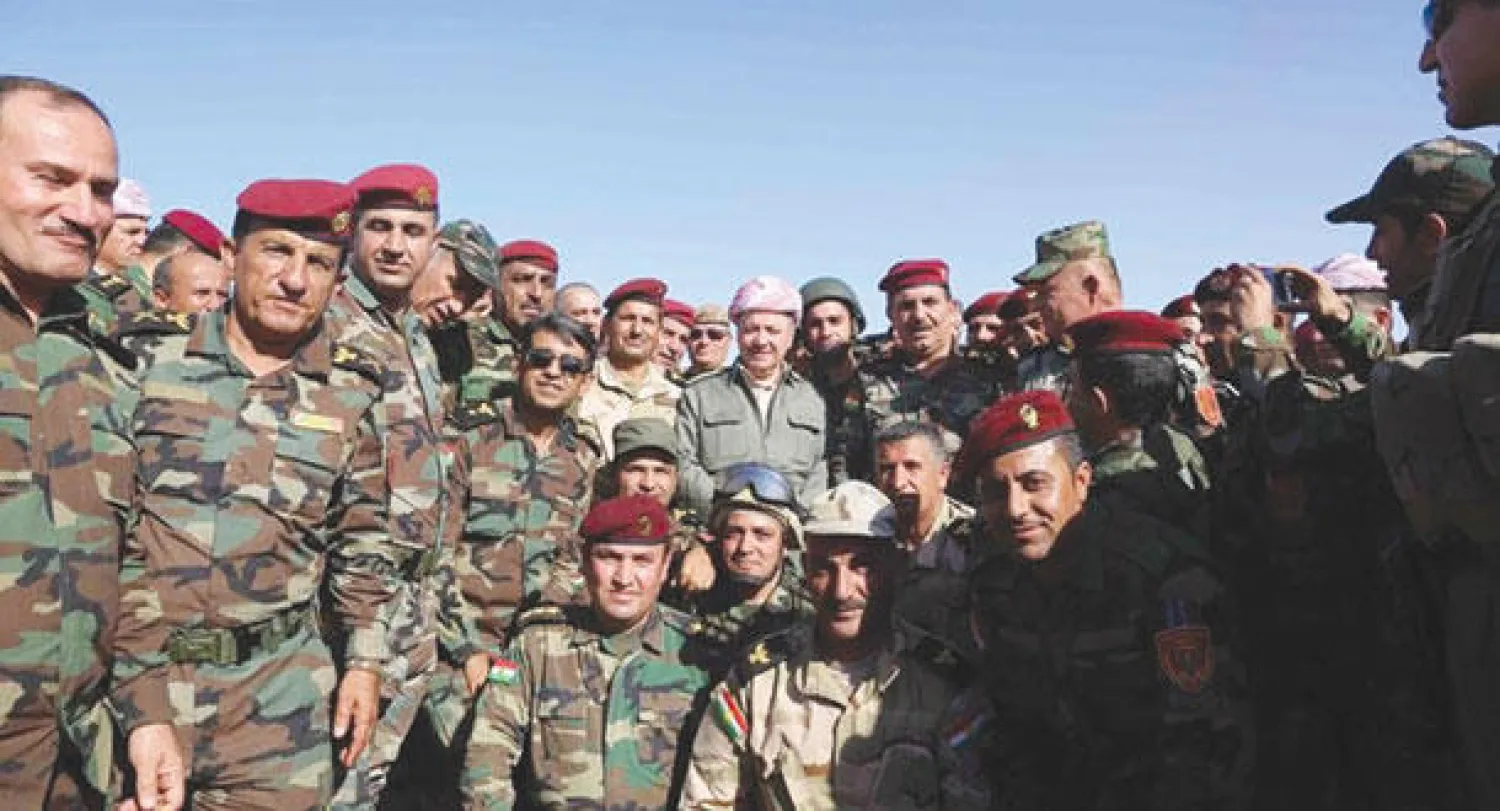 مسعود بارزاني رئيس إقليم كردستان العراق خلال زيارته لقوات البيشمركة الكردية في جلولاء (الصورة من موقع رئاسة إقليم كردستان)
