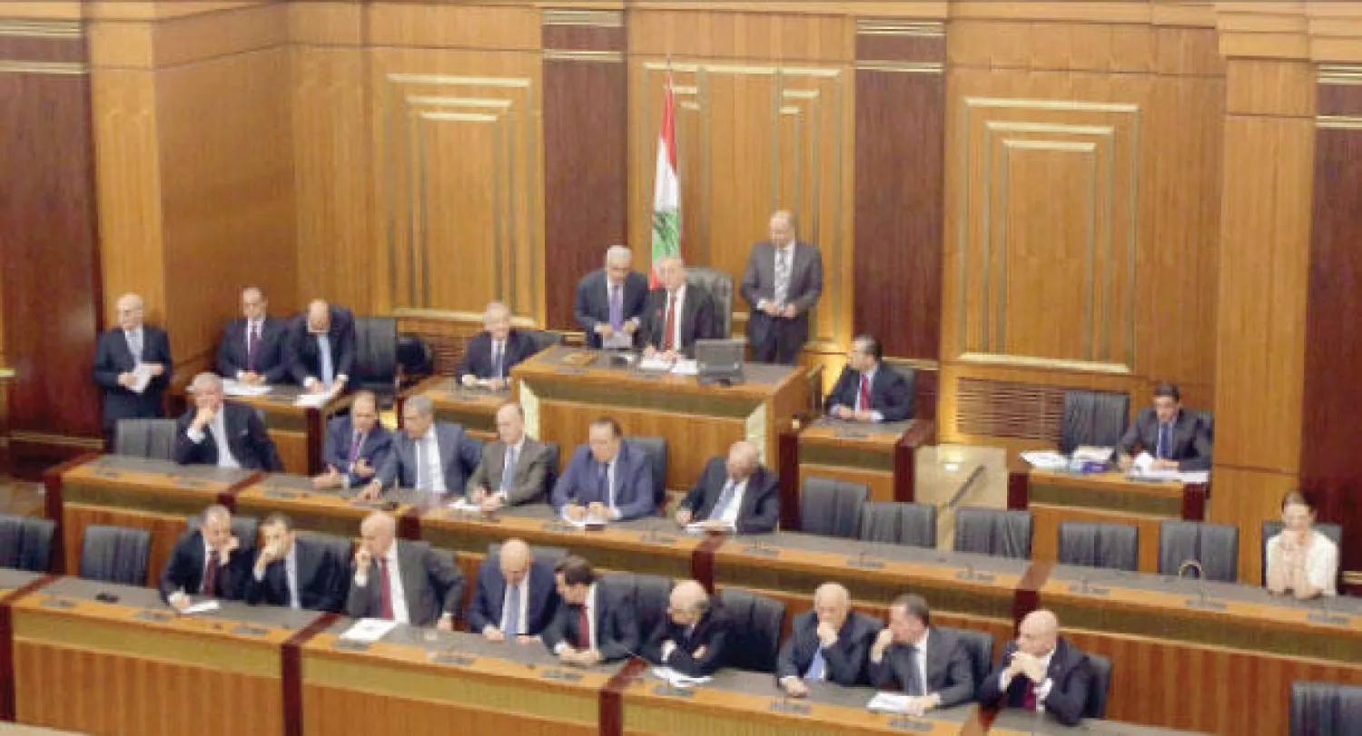 دعم سياسي لبناني للجيش في معركة عرسال