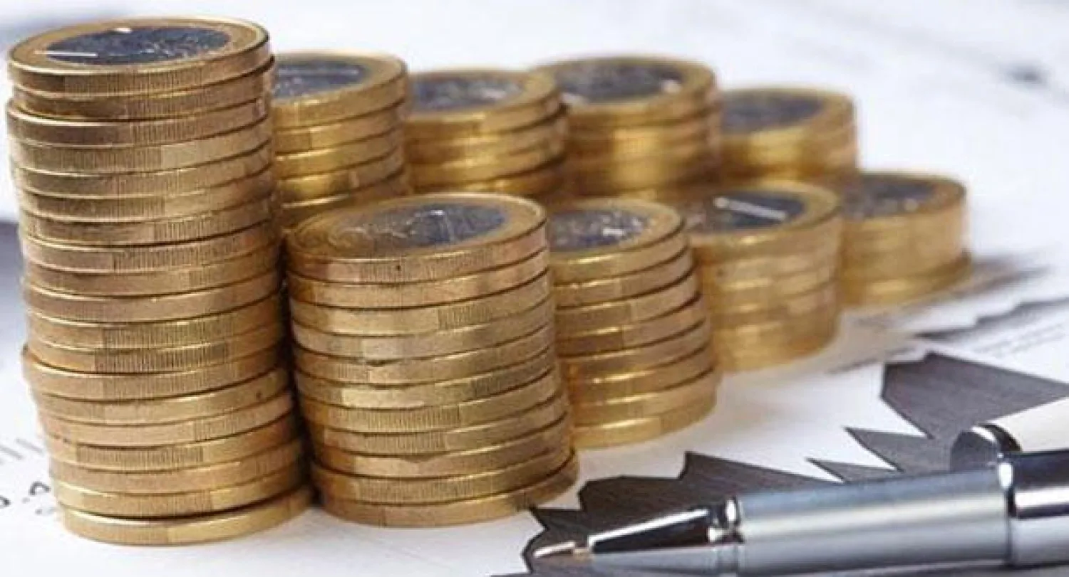 إسقاط فصول من قانون المالية التكميلي يخلف عجزا بقيمة 250 مليون دولار في ميزانية تونس