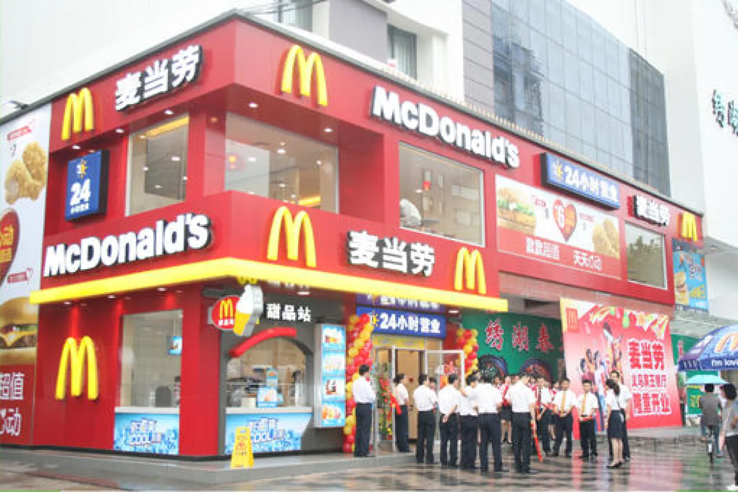 «ماكدونالدز» تعيد فتح أبوابها في الصين بعد فضيحة غذائية
