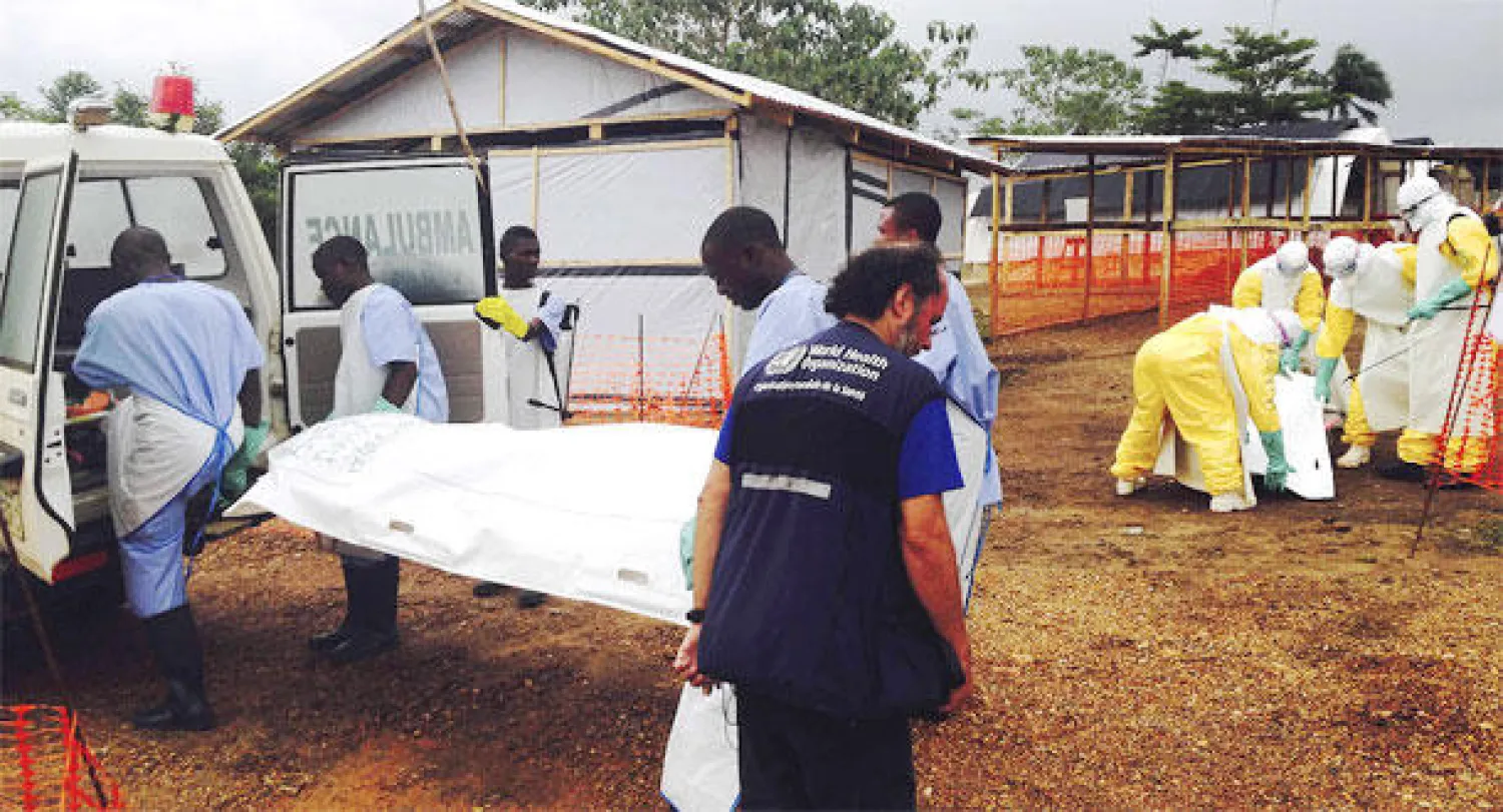 الإيبولا يقضي على عائلة وزير.. ويصيب قسا إسبانيا