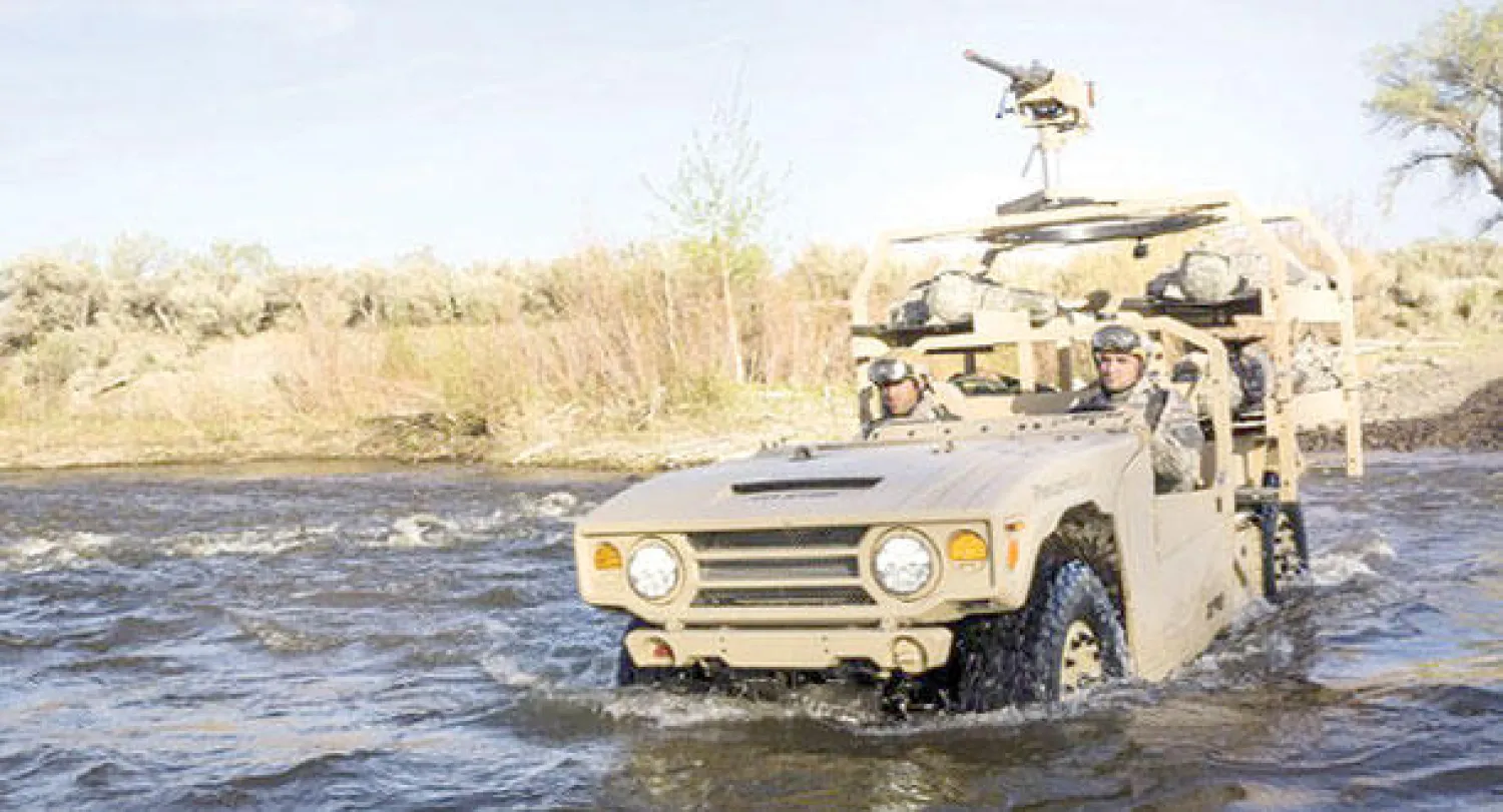 مركبة دعم برية يمكن إلقاؤها من الطائرات