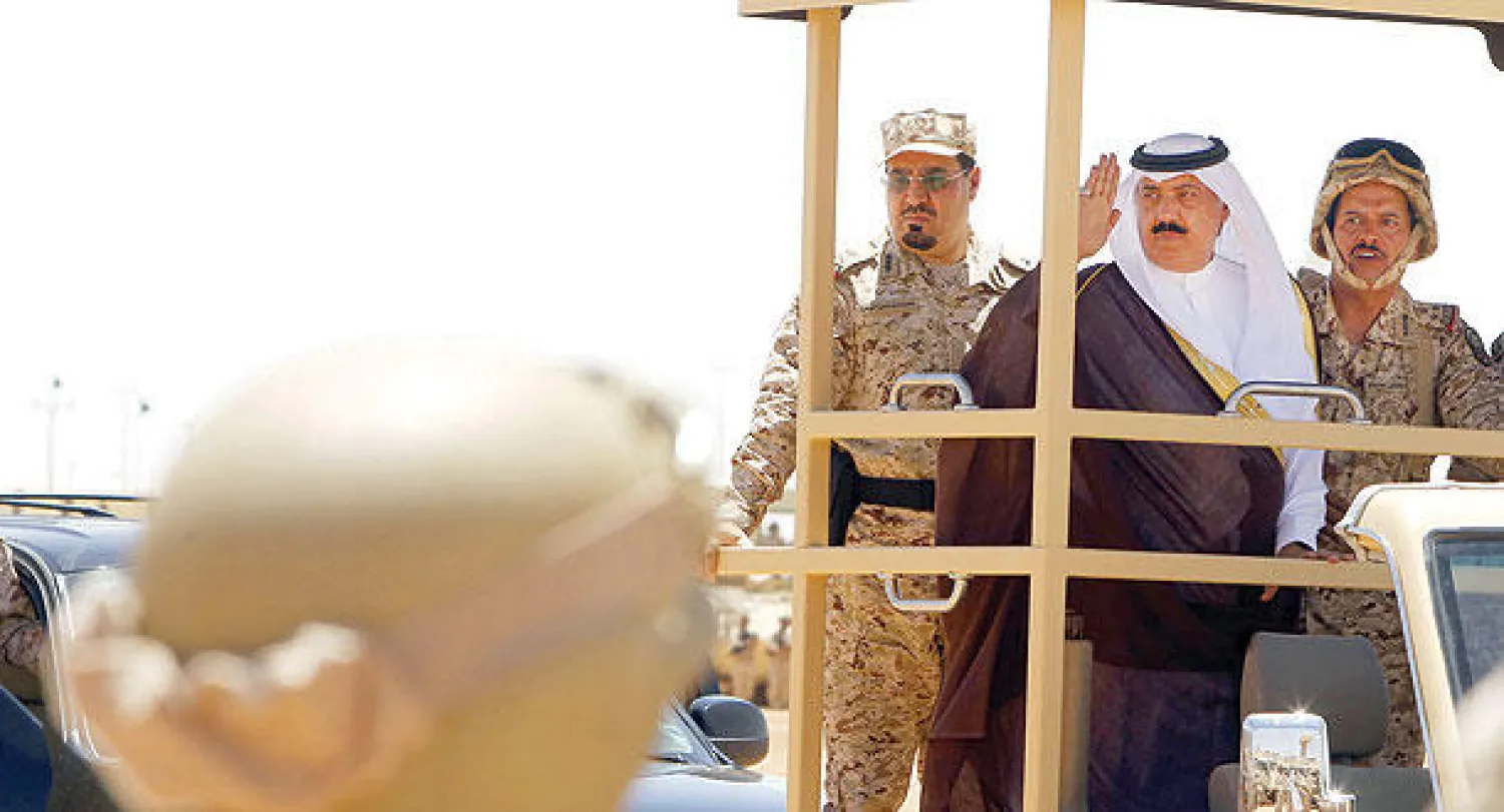 وزير الحرس الوطني السعودي: لا قوات أجنبية.. وقادرون على حماية أراضينا