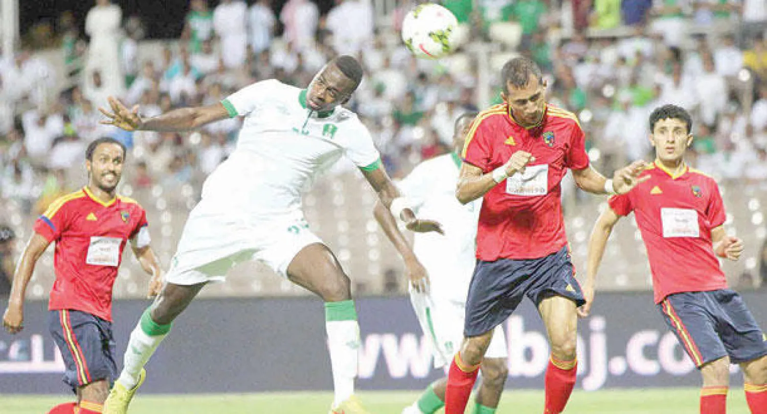 فريق الأهلي تجاوز الحزم بصعوبة في دور الـ32 لكأس ولي العهد (تصوير: عبد الله بازهير)