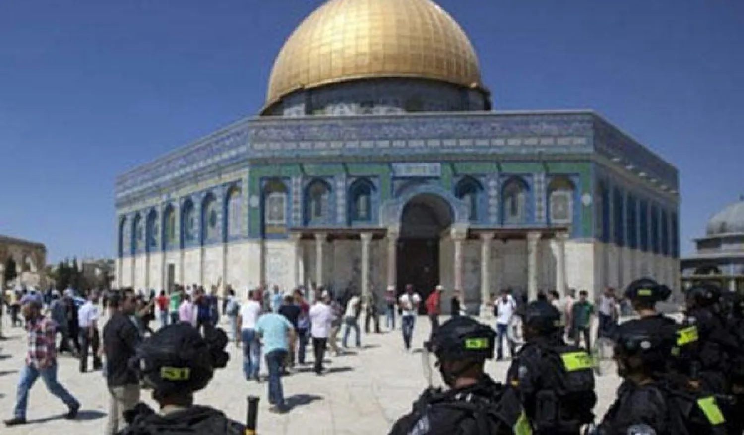 اقتحام جديد للأقصى.. والفلسطينيون يحذرون من التقسيم الزماني والمكاني