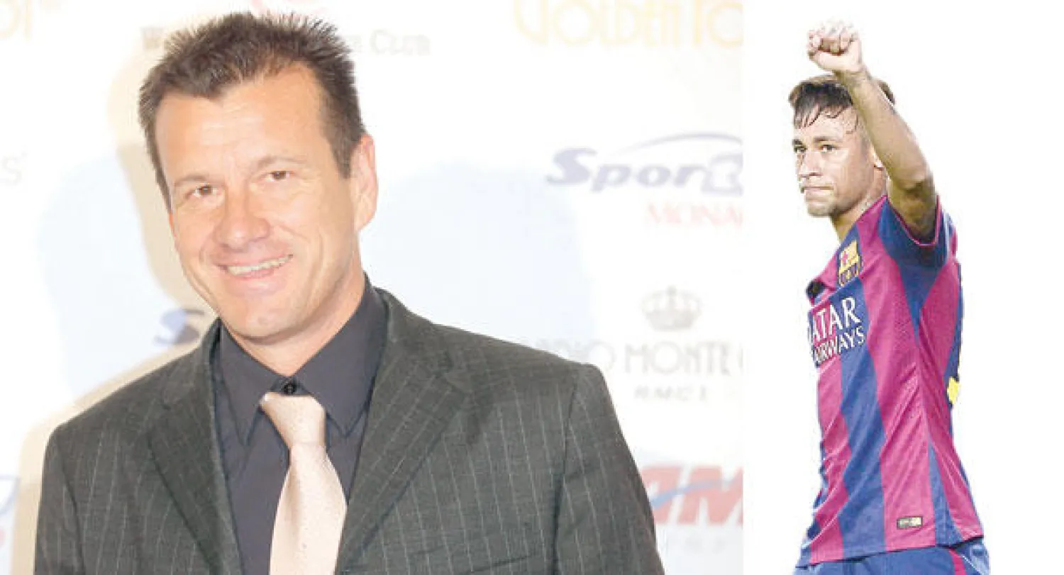 نيمار يعود للملاعب (أ.ف.ب)  -  دونغا مدرب المنتخب البرازيلي (أ.ب)