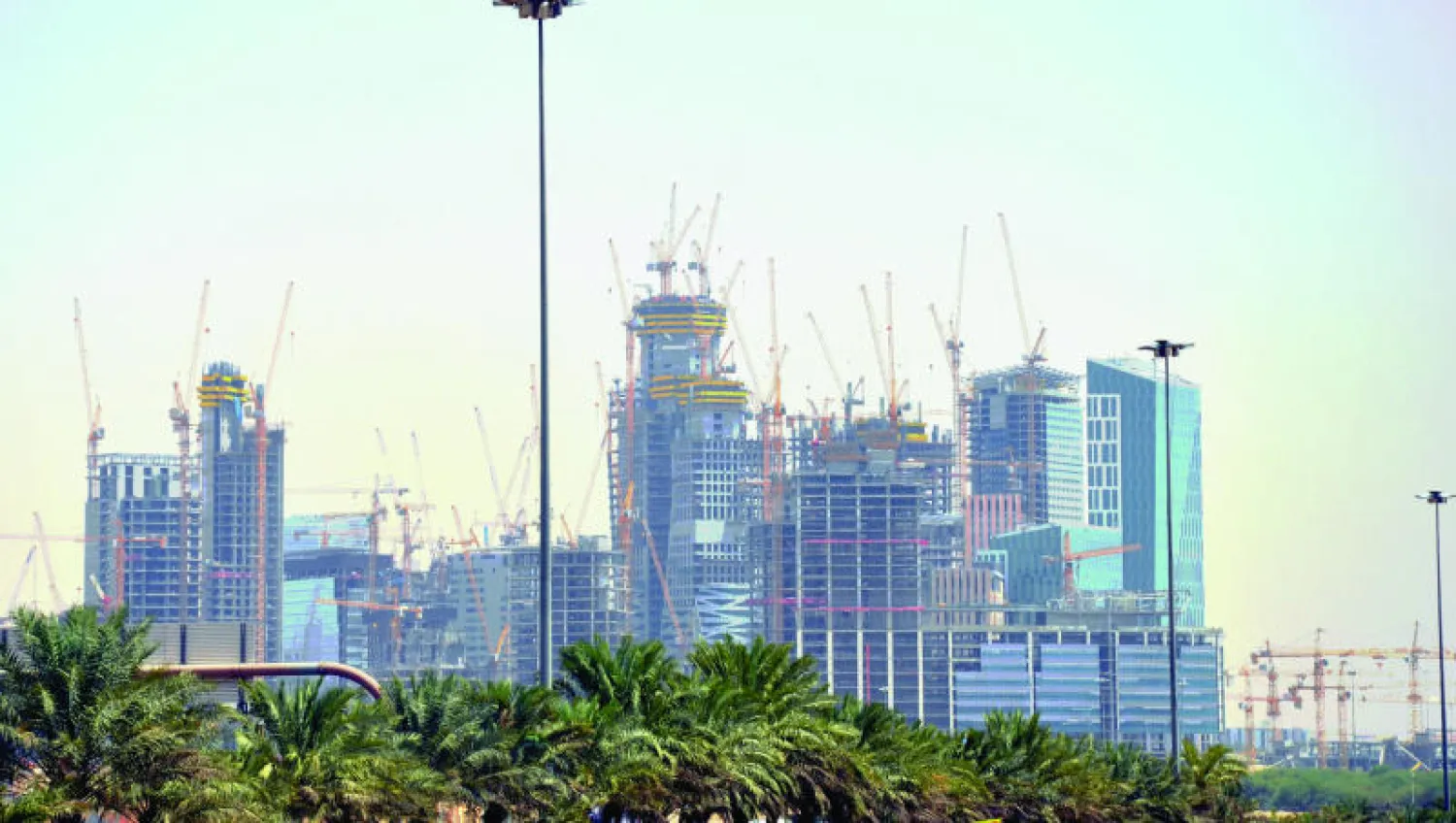 مركز الملك عبد الله المالي في الرياض أحد أهم مشاريع البناء القائمة في السعودية الآن («الشرق الأوسط»)