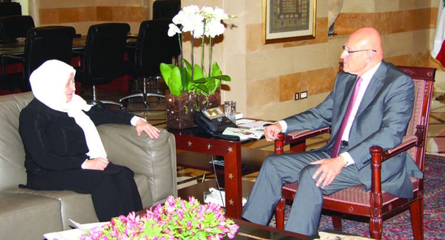 رئيس الحكومة اللبنانية تمام سلام خلال لقائه مع النائبة بهية الحريري أمس (تصوير: دلاتي ونهرا)