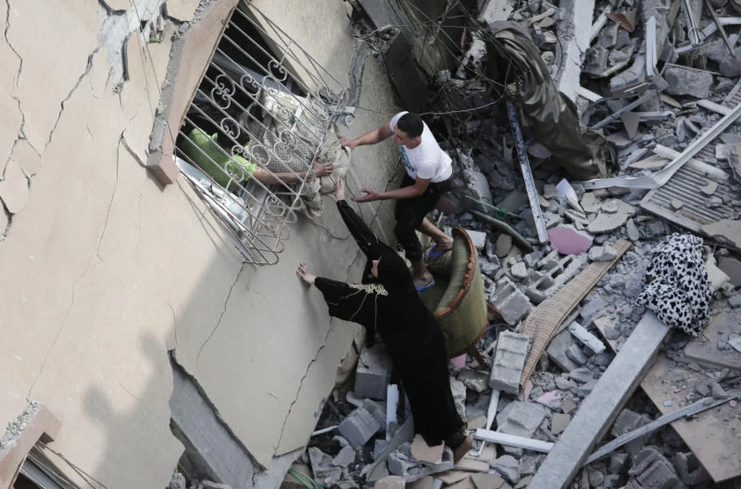 العدوان على غزة يدخل أسبوعه السابع.. ونتنياهو يتوعد بالاستمرار