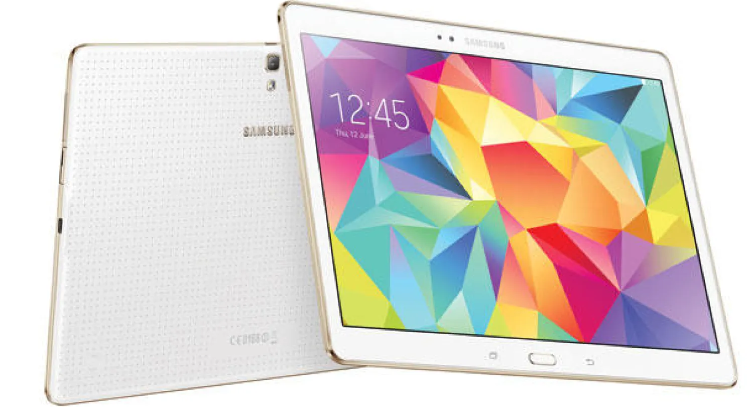 شاشة تخطف الأبصار في جهاز «سامسونغ غالاكسي تاب إس» اللوحي