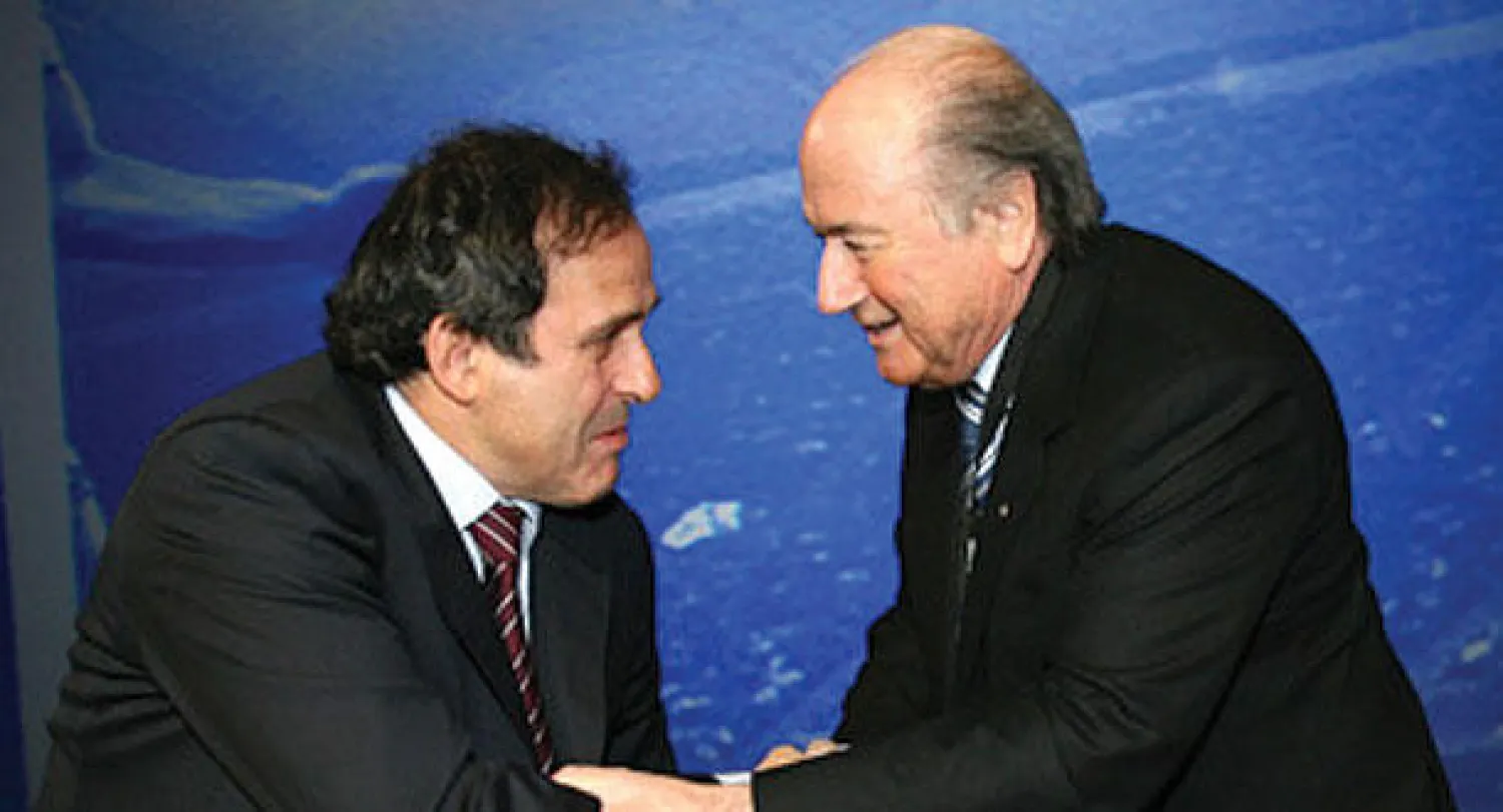 بلاتر ينتظر جرأة بلاتيني في تقديم اسمه كمرشح لرئاسة فيفا