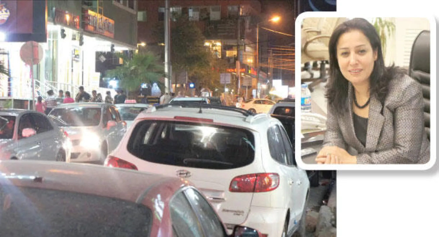 منطقة عين كاوة في أربيل («الشرق الأوسط») وفي الاطار  نوروز مولود محمد أمين وزيرة لبلديات والسياحة والآثار