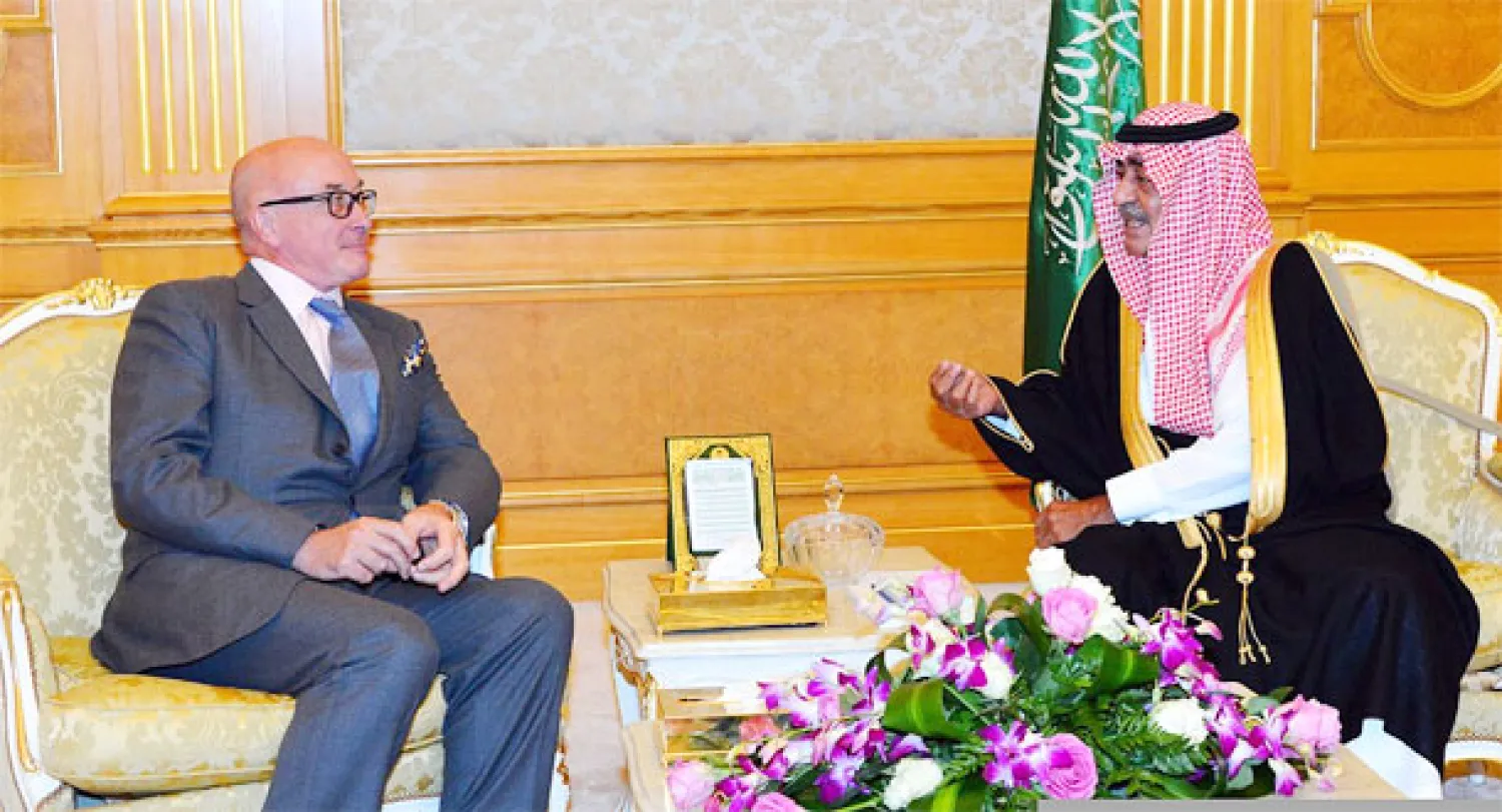 ولي ولي العهد يستقبل سفير بريطانيا لدى السعودية