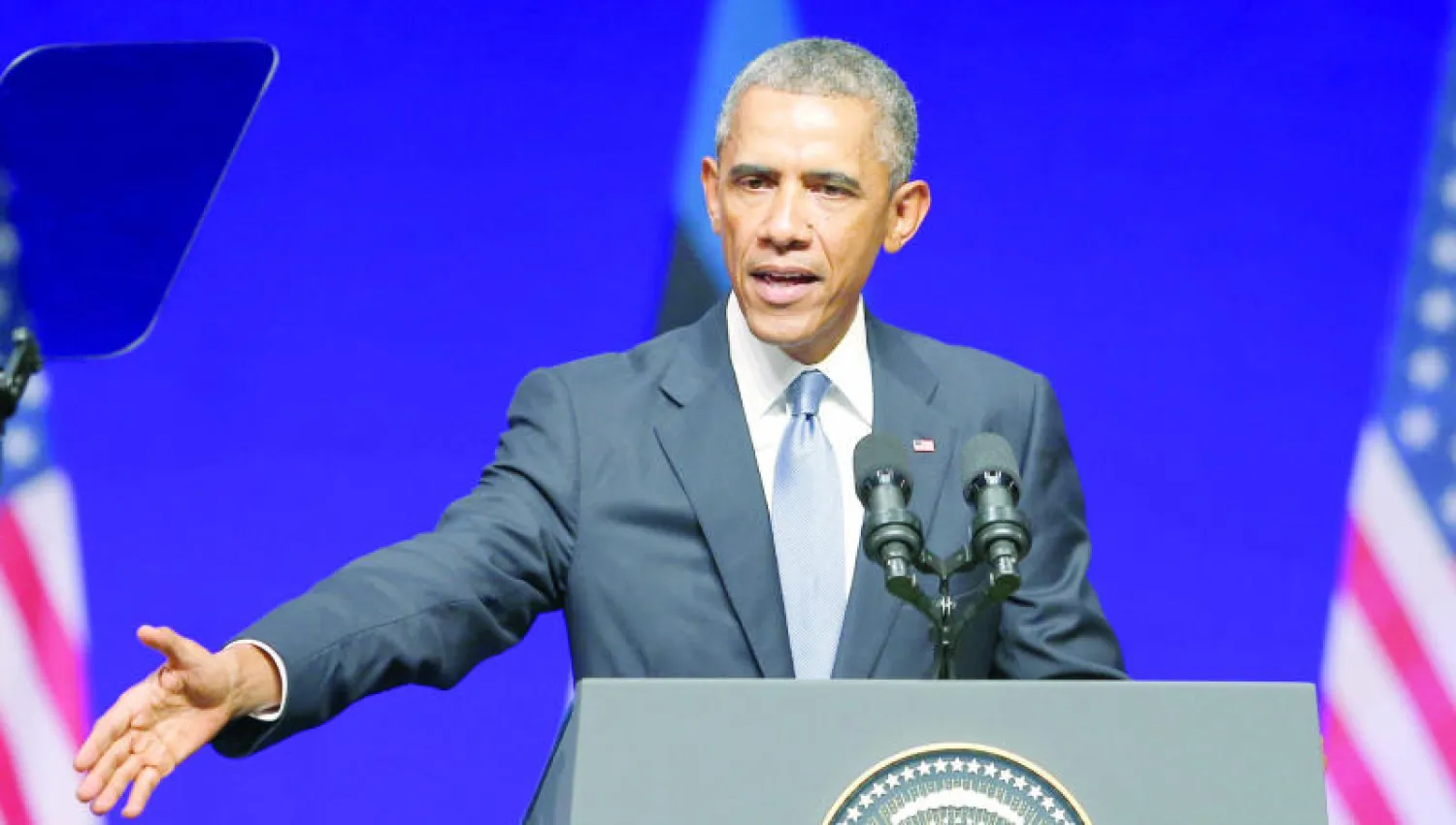 أوباما خلال مؤتمر صحافي في إستونيا أمس (أ ب)