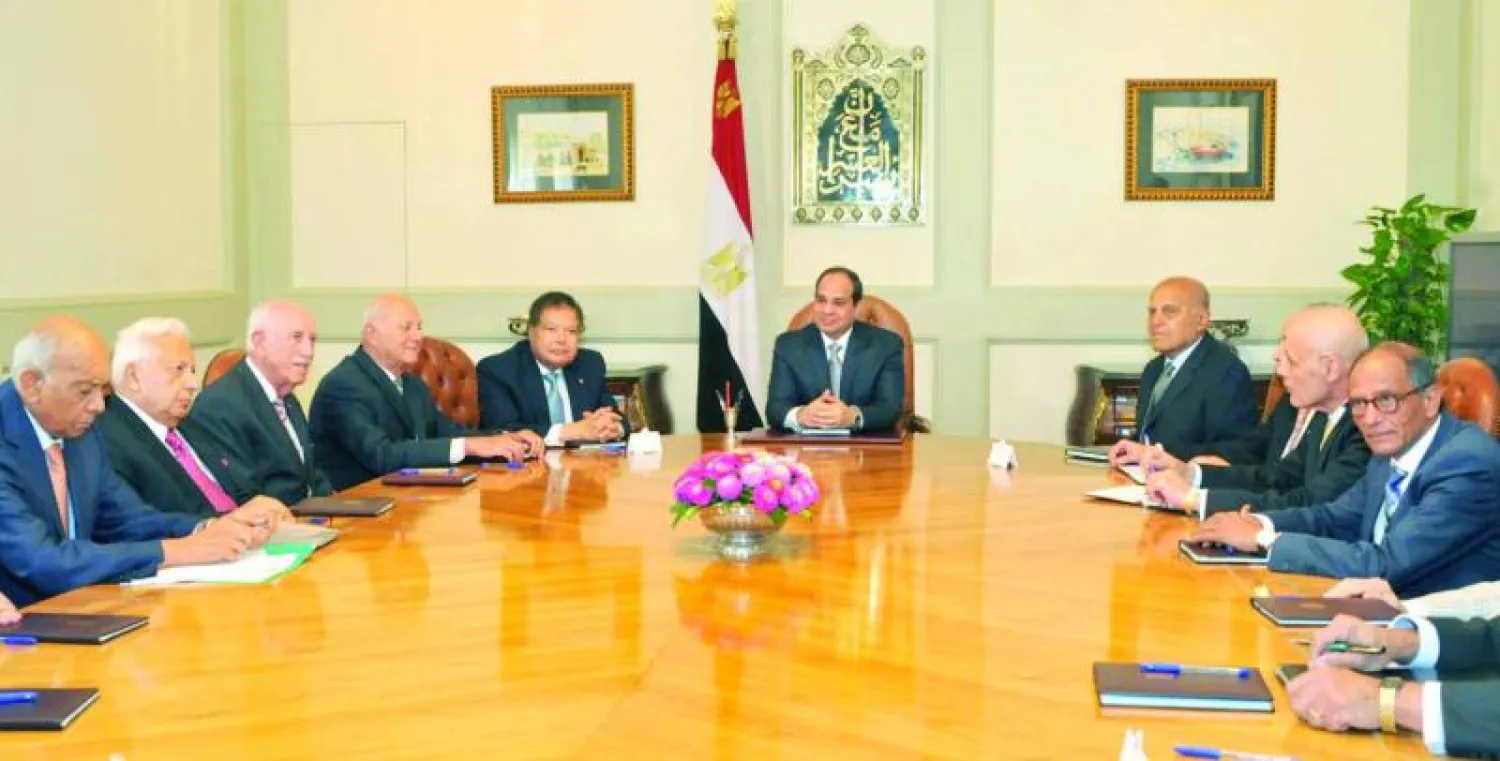 السيسي خلال لقائه مع مجلس استشاري يضم كبار علماء وخبراء مصر («الشرق الأوسط»)