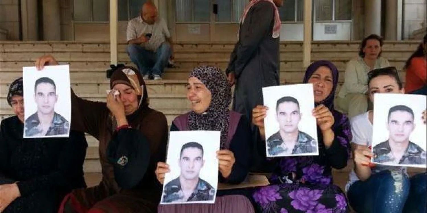 عائلات الجنود اللبنانيين المخطوفين تبدأ اعتصاما مفتوحا وسط بيروت