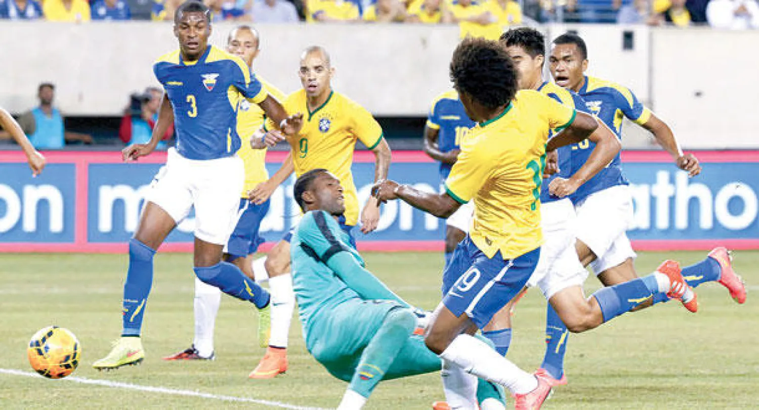 ويليان (9) يحرز للبرازيل هدف المباراة الوحيد (إ.ب.أ)