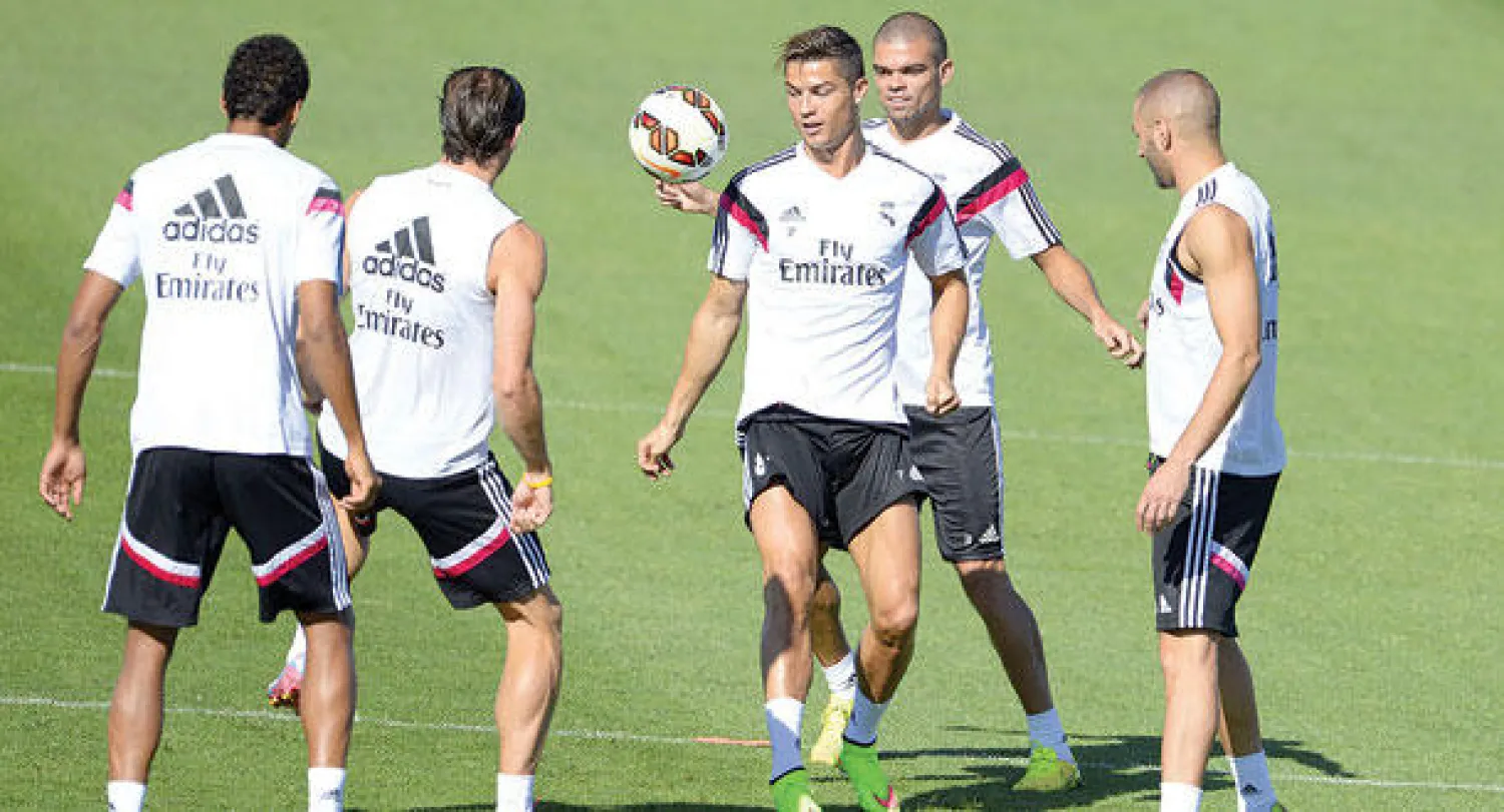 ريـال مدريد يتطلع لإنهاء عروضه المهتزة (أ.ف.ب)