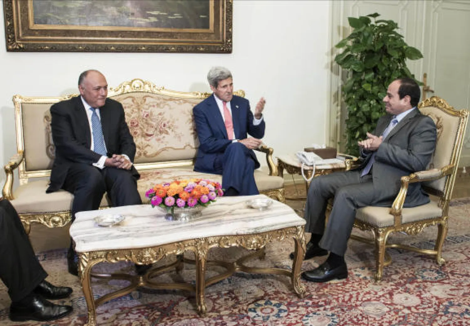 كيري في القاهرة لاستكمال تحالف ضرب «داعش»