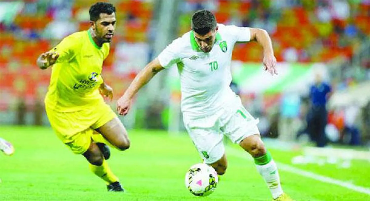 مصطفى الكبير أثار استفهامات عديدة بسبب أدائه الضعيف مع الأهلي حتى الآن (تصوير: عبد الله بازهير)