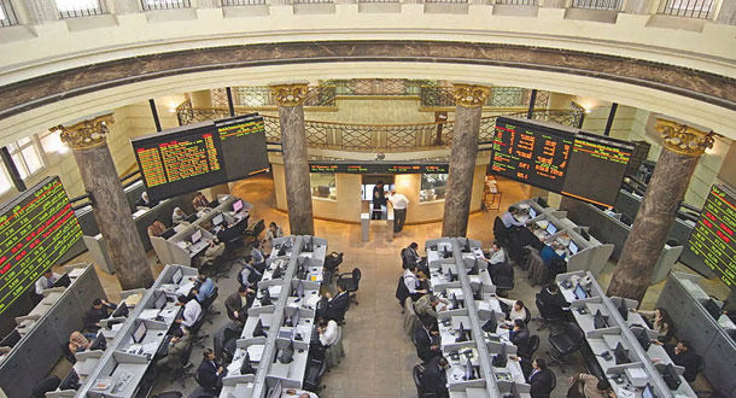 جانب من البورصة المصرية  اثناء احدى جلساتها