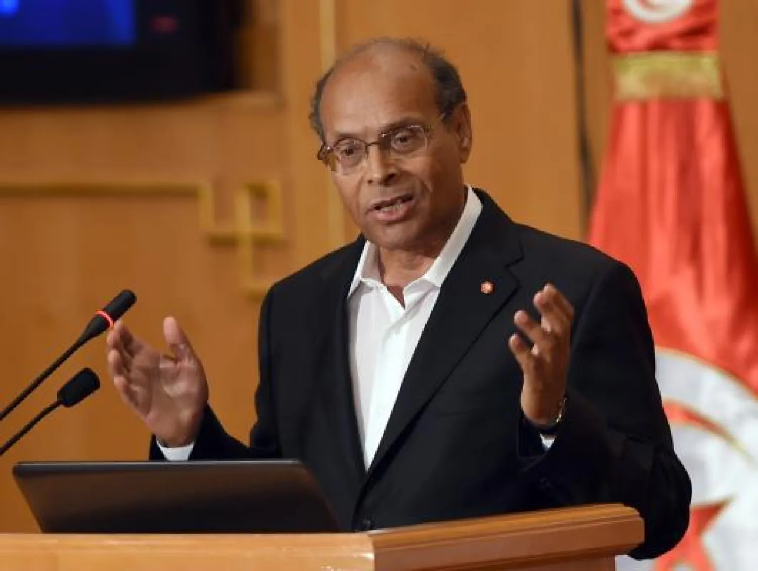 الرئيس التونسي يترشّح لولاية ثانية