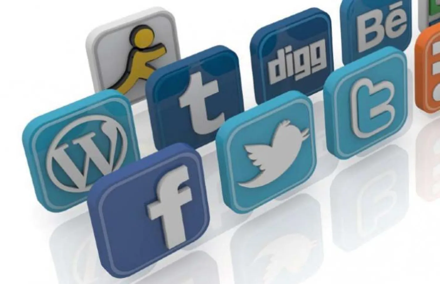 أصدقاء الواقع أهم من أصدقاء العالم الافتراضي