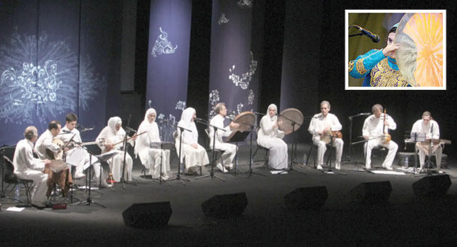 أعضاء فرقة «كامكاران» لدى مشاركتهم في احدى المناسبات ({الشرق الأوسط})