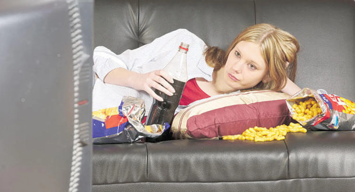 إعلانات الأغذية.. هل يمكن أن تتسبب بزيادة الوزن؟