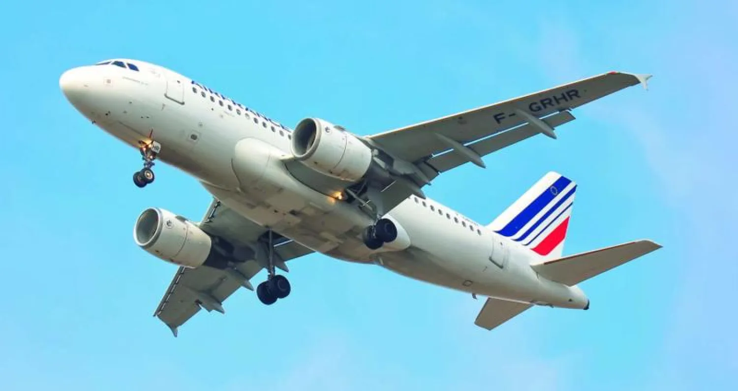 النزاع الذي يخوضه الطيارون ما زال يتسبب في اضطراب حركة النقل الجوي