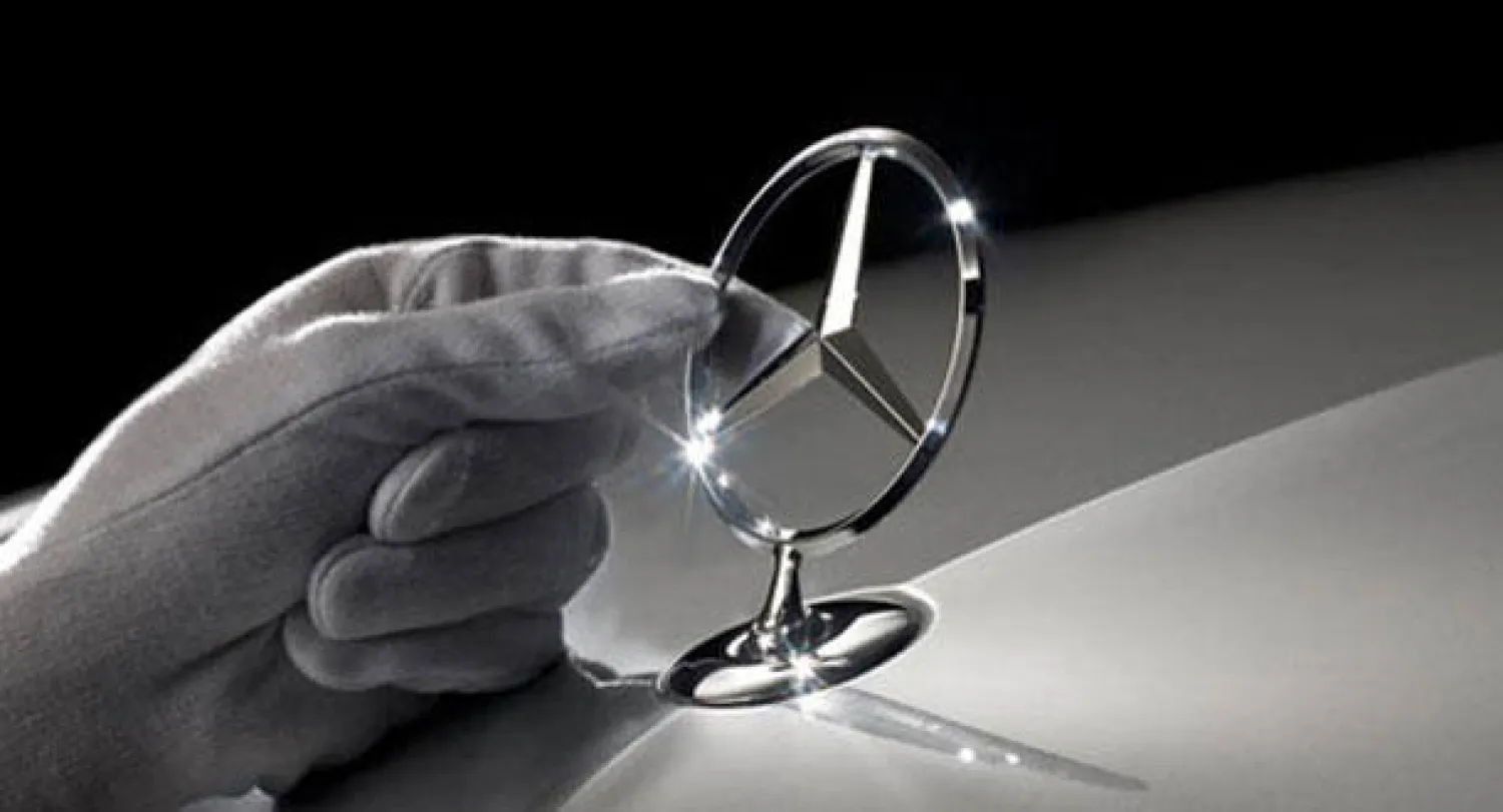 «دايملر» تبدأ إنتاج السيارة الكهربائية «دنزا» في الصين