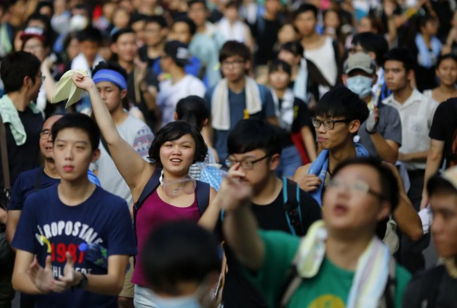 الشرطة تنسحب من شوارع هونغ كونغ