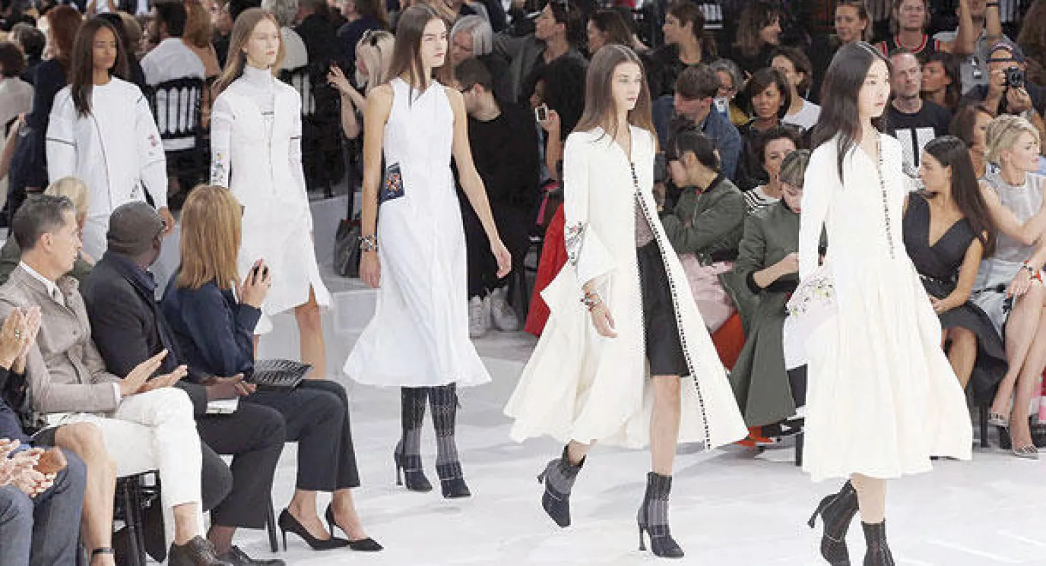 من عرض ديور لربيع وصيف 2015