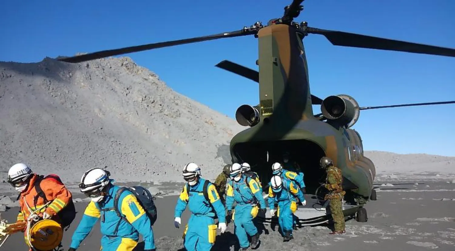 الأمطار تعطل عمليات البحث عن مفقودي بركان اليابان