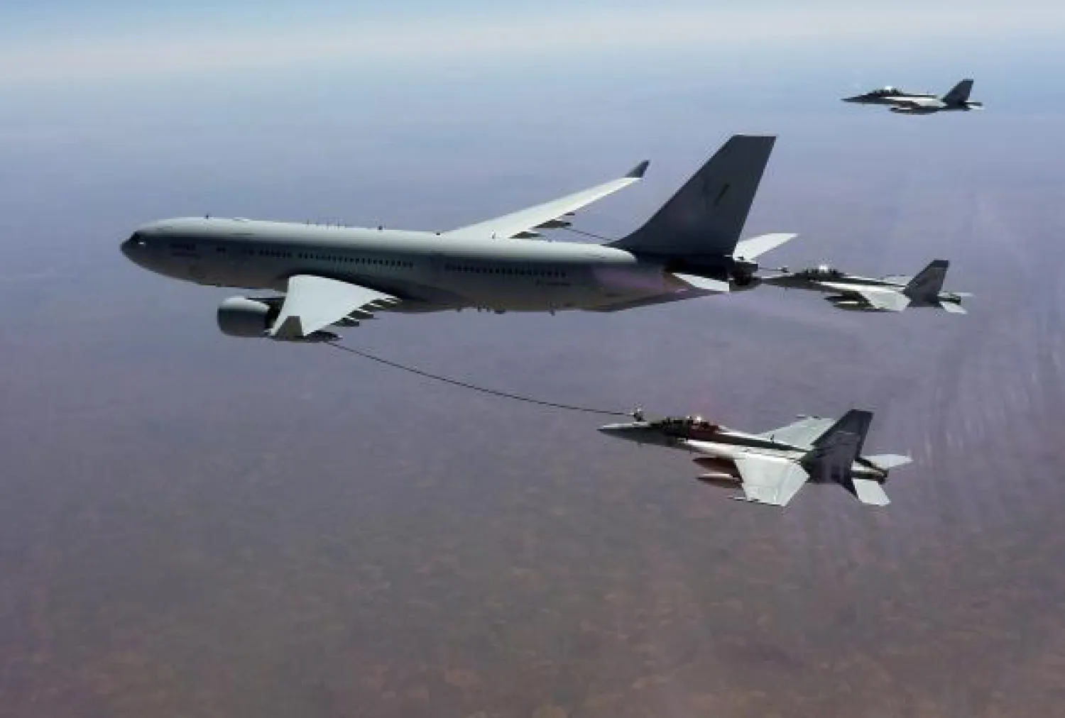 استراليا تعلن مشاركة طائراتها بضرب «داعش» في العراق