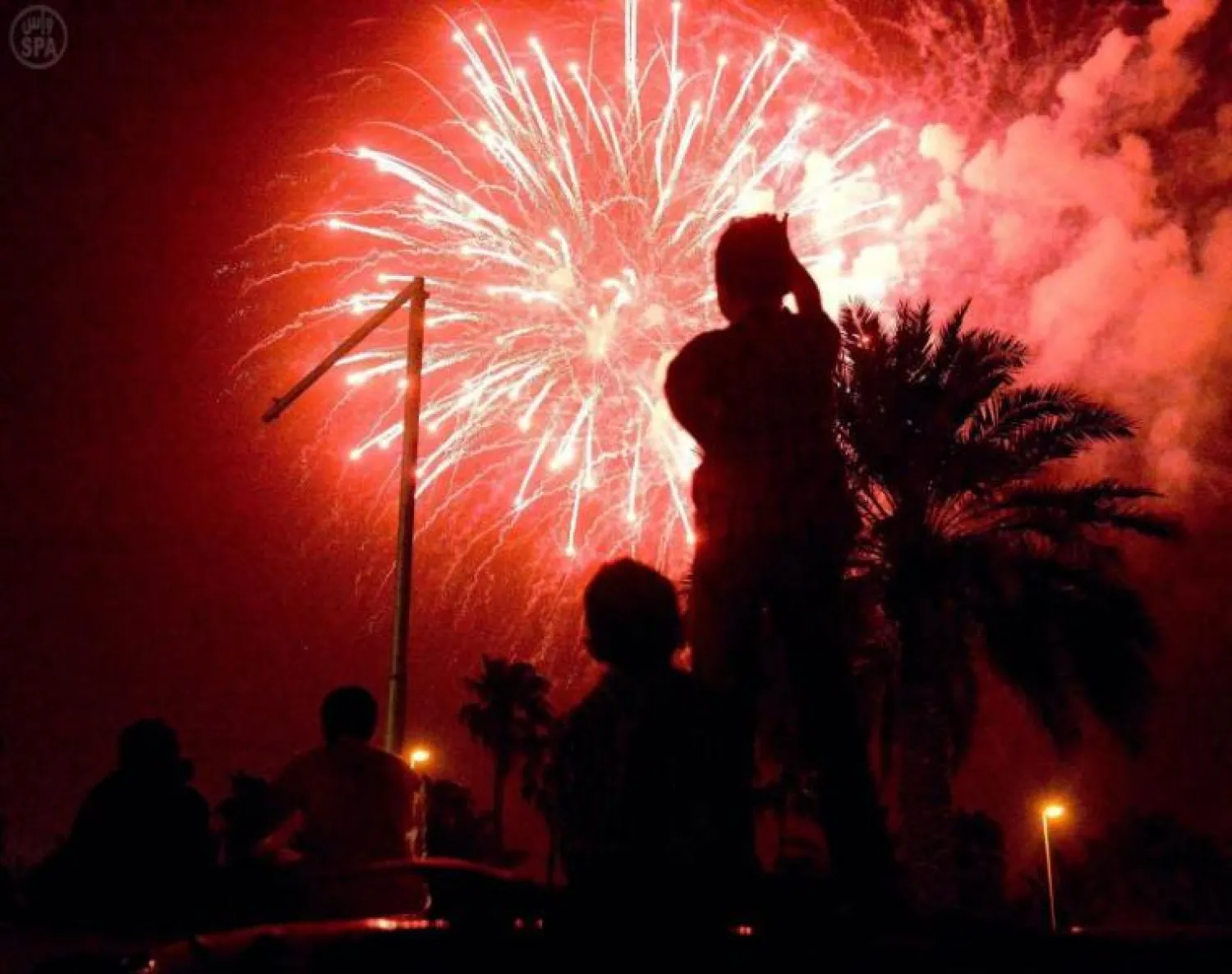 تنوع الفعاليات في عيد الأضحى يغري السعوديين للبقاء في البلاد