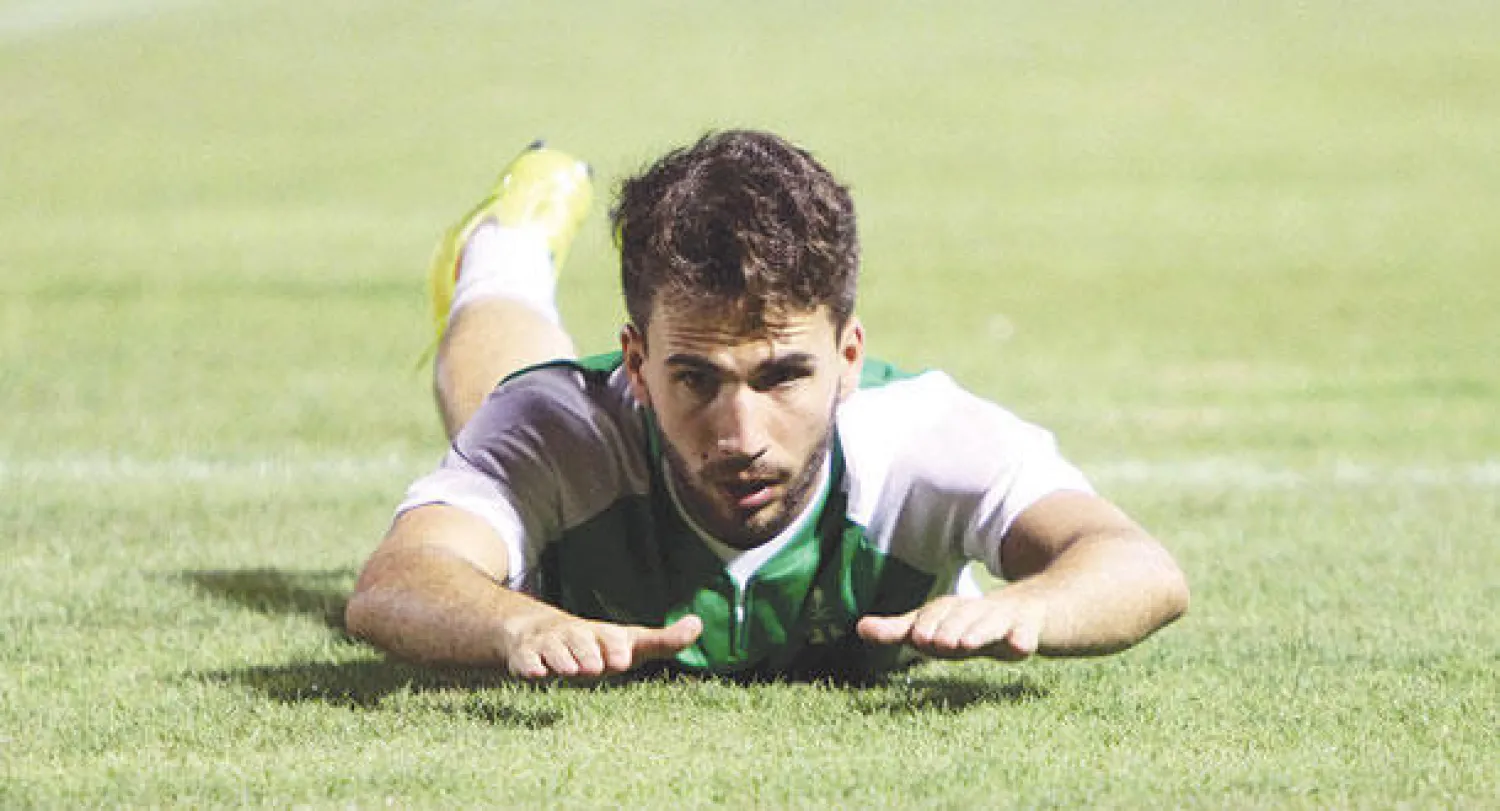 الإسباني كونتيانا خلال تدريبات الأهلي