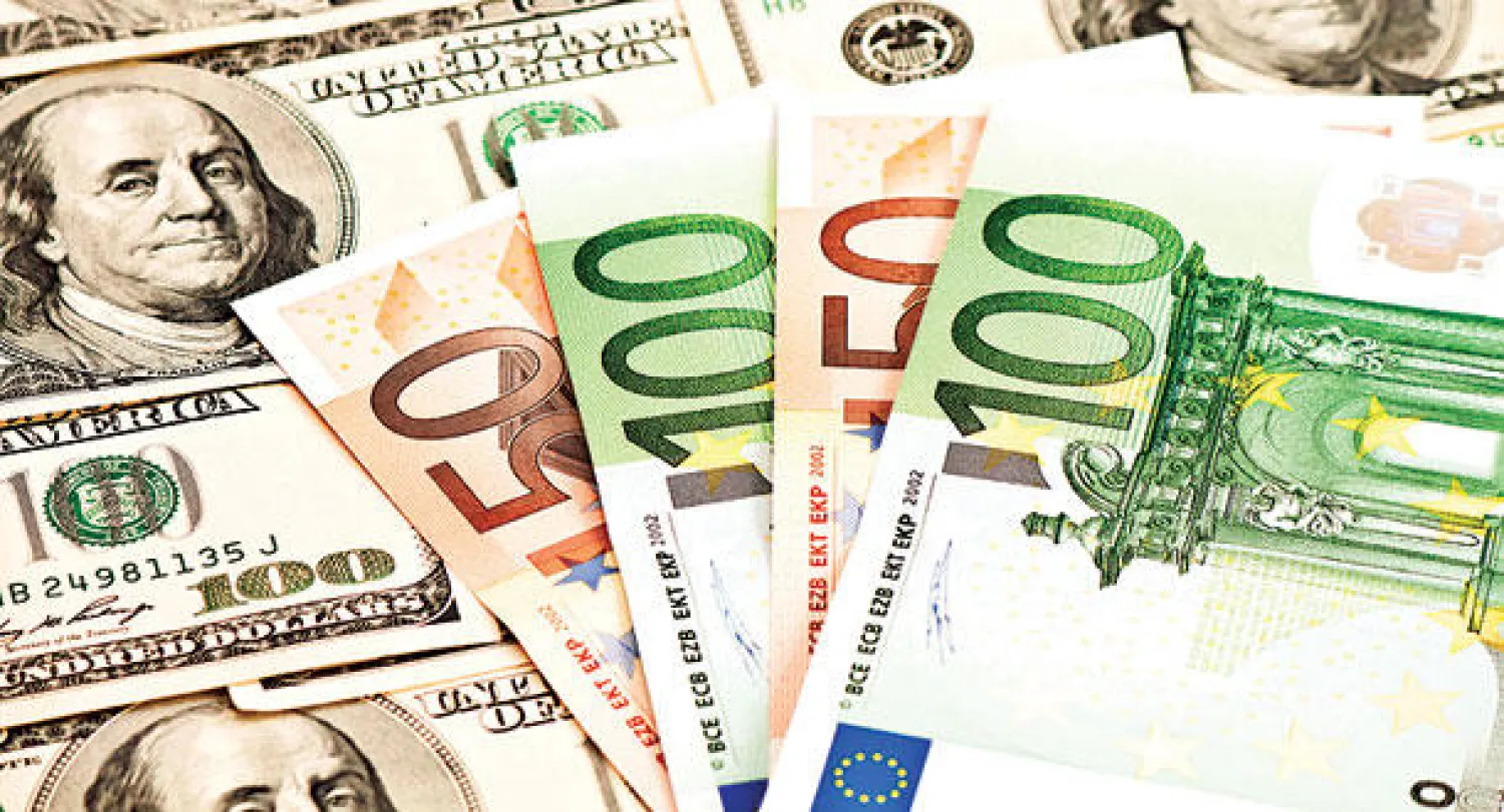 الإسترليني يتراجع وسط شكوك بشأن رفع أسعار الفائدة البريطانية