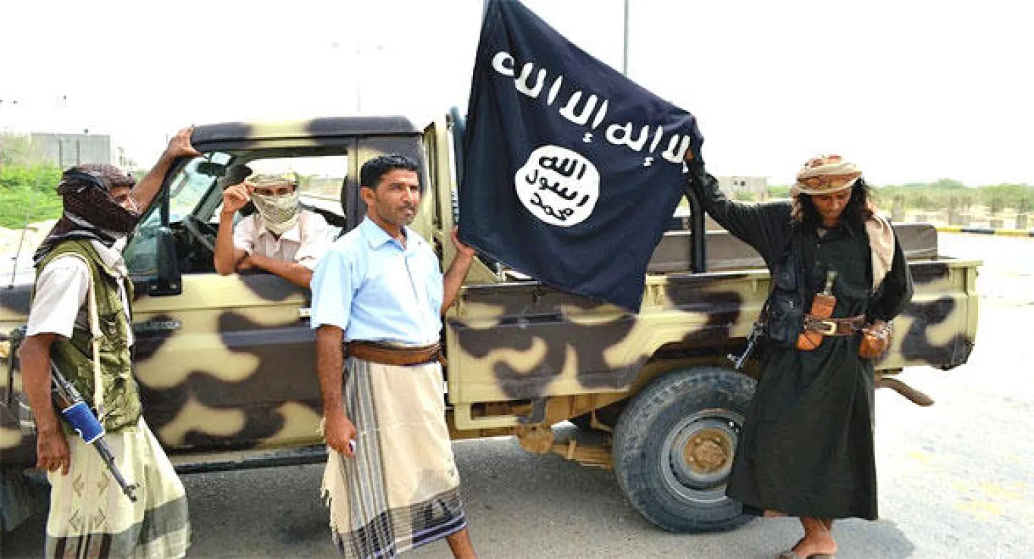 «القاعدة» تسيطر على العدين في اليمن بعد تقدم المتمردين الحوثيين